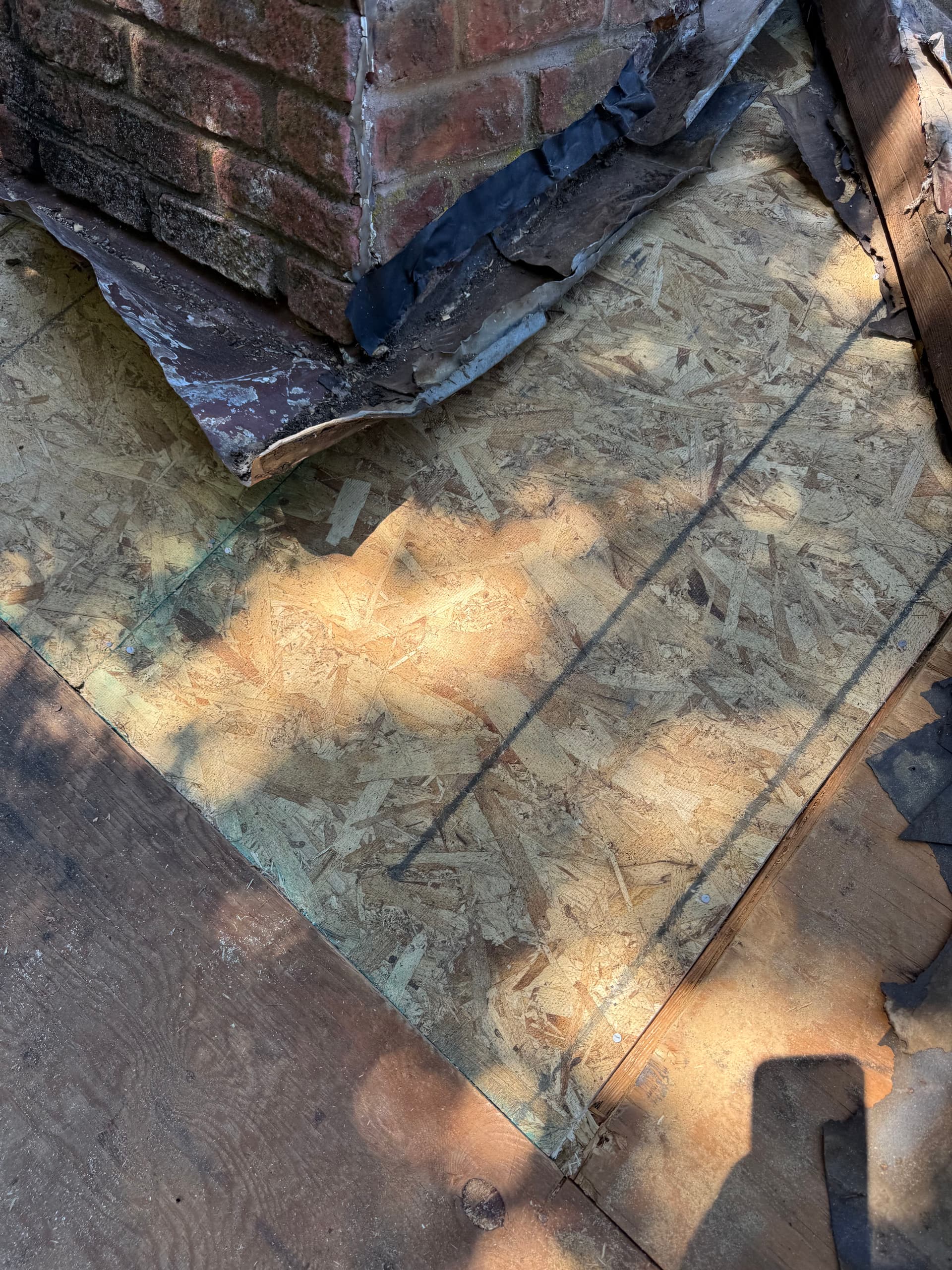Gallery photos for Chimney Valley Roof Repair Done the Right Way: Image #2