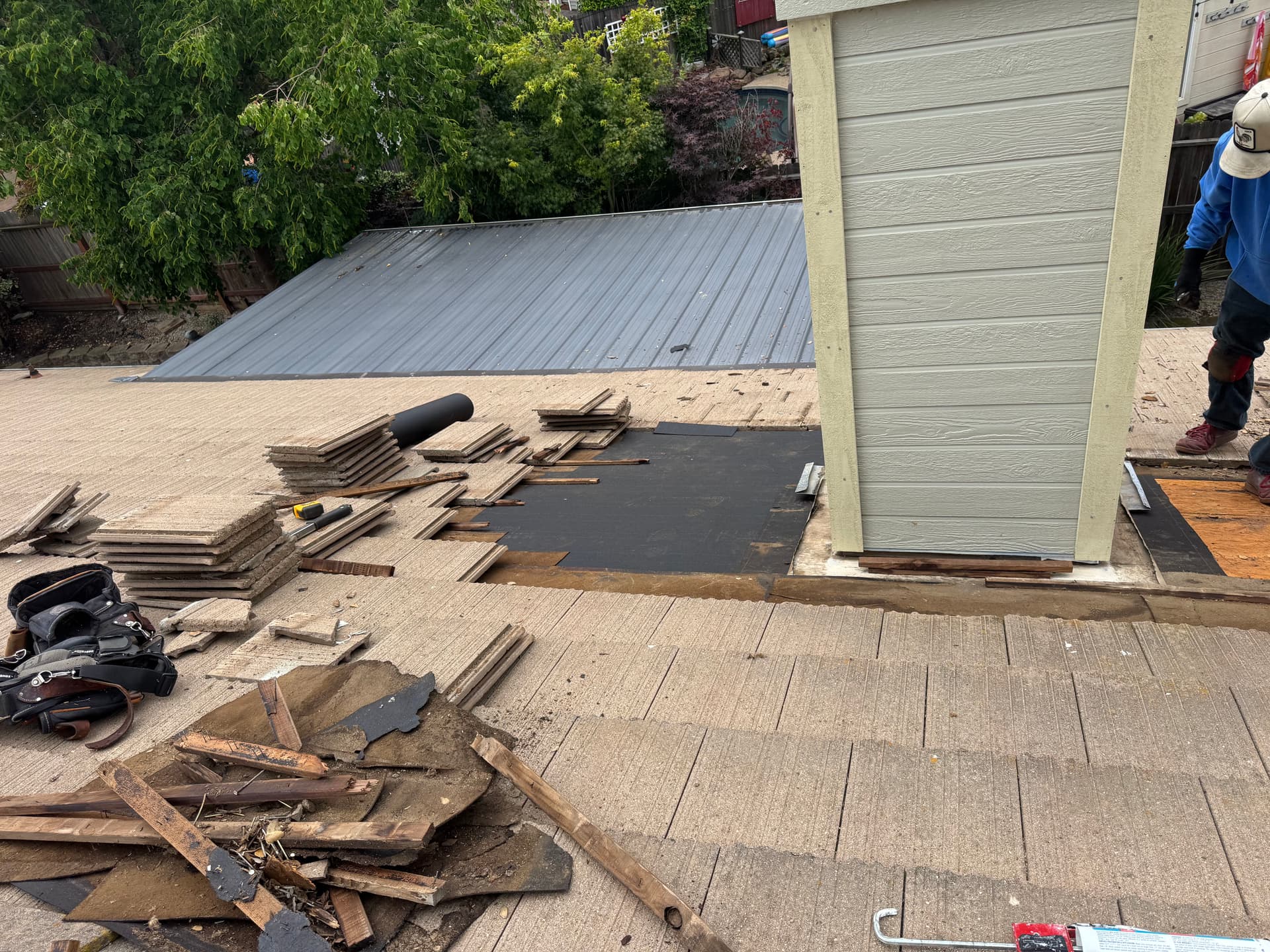 Gallery photos for Roof Tune-Up and 2-Year Certification Before Listing: Image #2