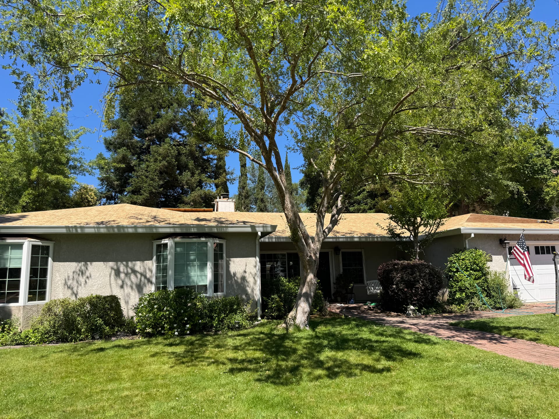 Gallery photos for Wood Shake to CertainTeed Shingles Roof Replacement: Image #1